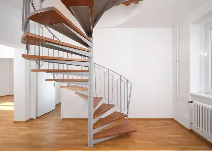 Penthouse + 2 Balconies & Terrace 아파트 *